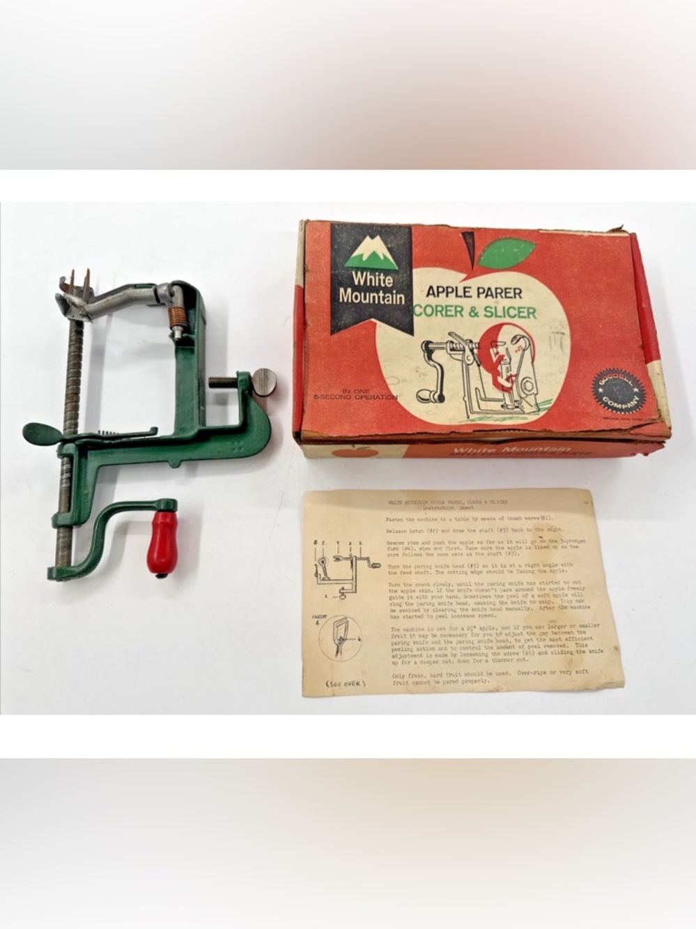 Vintage White Mountain Metal Tabletop Apple Parer Corer Slicer with Box & Manual